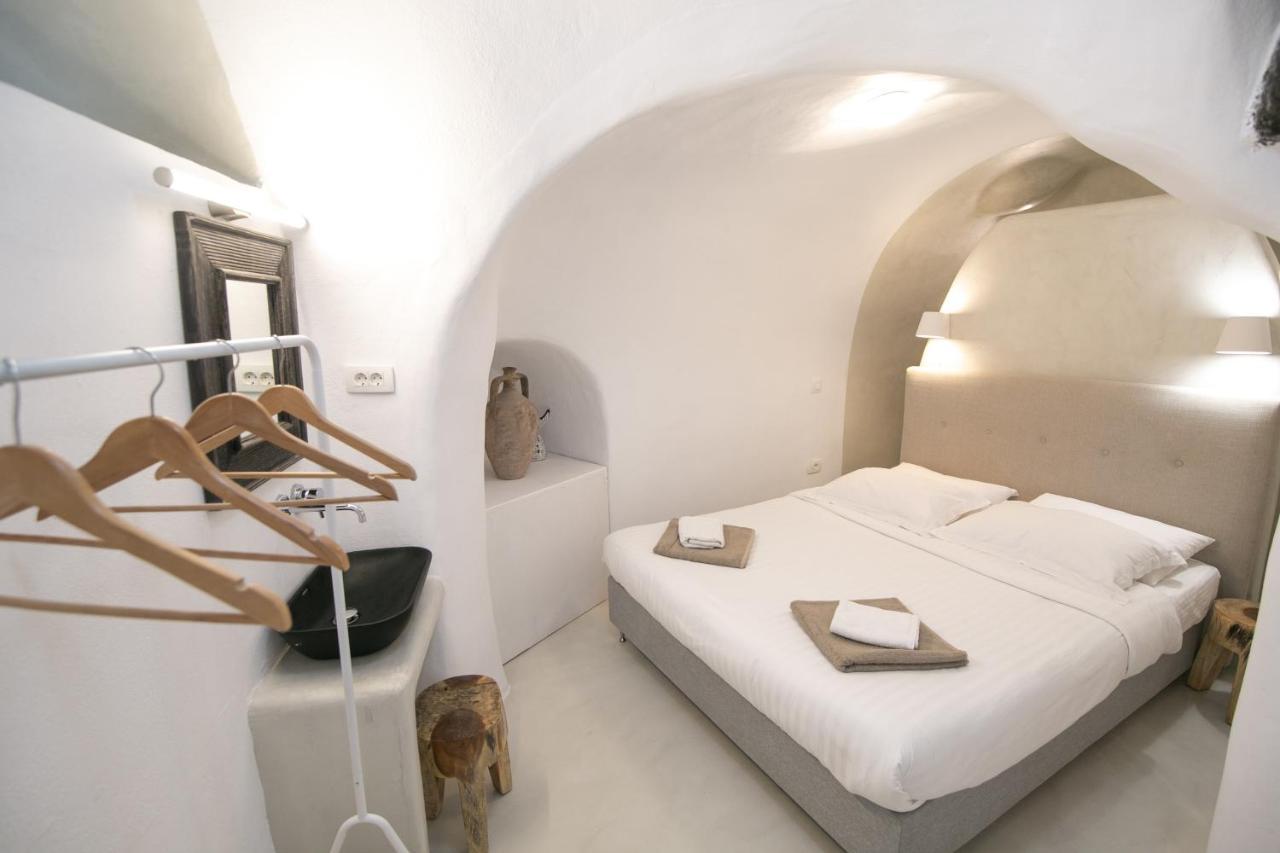 Opsis Cave House Lägenhet Oía Exteriör bild